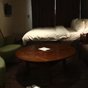 https://plaza-hotel.beiruthotelsdirect.com